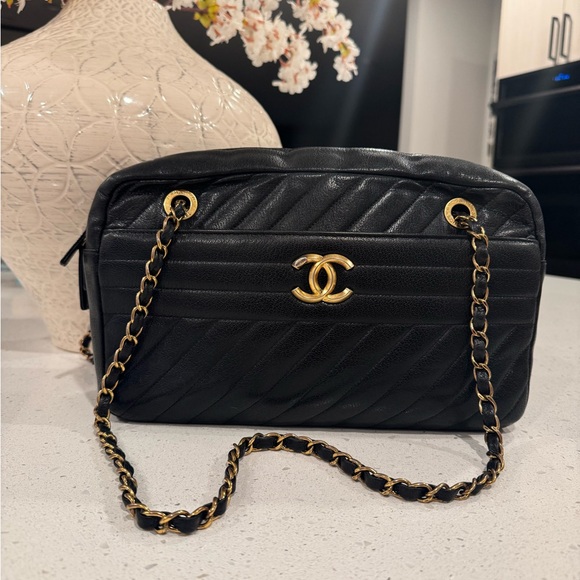 CHANEL Handbags - Sold ❌Chanel CC camera bag black quilted